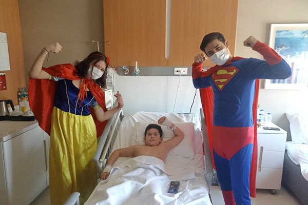 Операцията на 10-годишното момченце е направена в Турция.