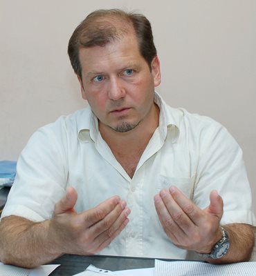 Адвокат Михаил Екимджиев