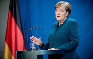 Коронавирус и управление: и звездата на Меркел отново блести