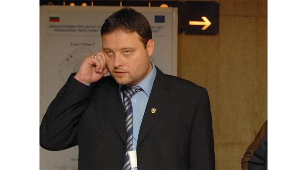 Депутатът Чуколов не отстъпва по красноречие на Цвета Георгиева.
