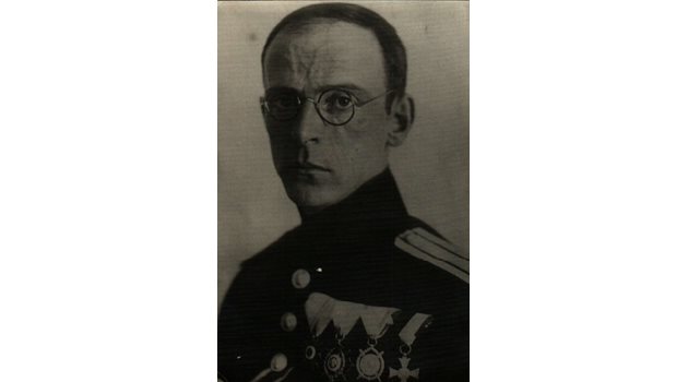 Иван Шапкаров - първият съпруг на Багряна