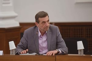 Димитър Манолов: Ако таванът на пенсиите е 3400 лв., то максималният осигурителен доход трябва да е 11 хил. лв.