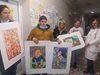 Млади художници подариха свои рисунки на детското отделение в Силистра