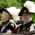 Кралица Елизабет и принц Филип през 2001 година СНИМКА: РОЙТЕРС