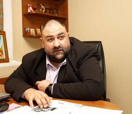 Адвокат Димитър Марковски защитава Адриан Антонов