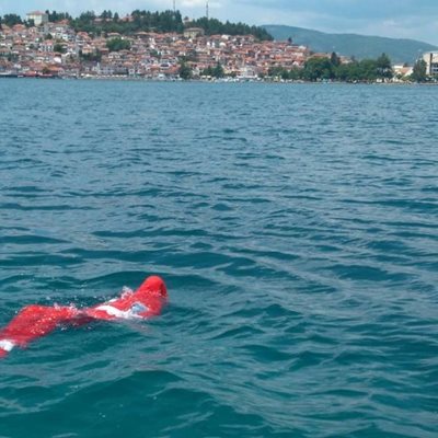 Плуването в чувал в Охридското езеро