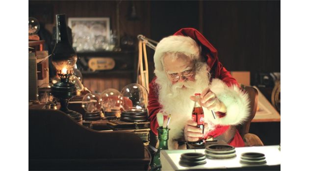 ПРАЗНИЧНО: Рекламата на "Кока-Кола" зарежда са коледно настроение над 90 държави по света.
