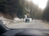 Заледени пътни участъци предизвикват катастрофи в Добричко