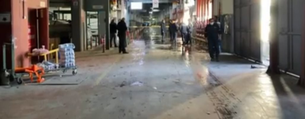 Взрив във фабрика за кожи в Истанбул Кадър: Ютуб/ Milli Gazete