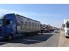 Колона от камиони затапи движението по пътя Монтана - Видин