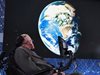 Радиосигнал с думи на учения Стивън Хокинг ще бъде изпратен в космоса