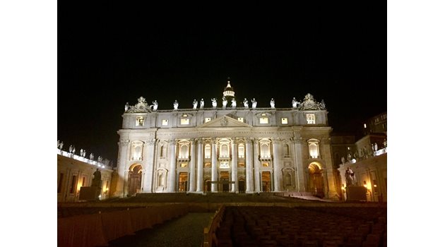 Новият ватикански скандал е свързан с незаконни финансови и имотни сделки в чужбина.  СНИМКА: АВТОРЪТ