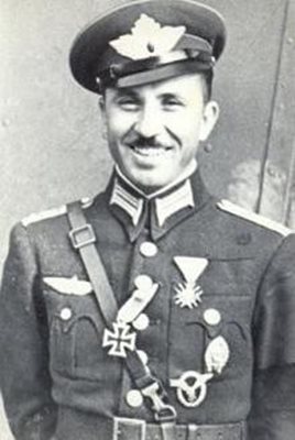 Генерал-майорът като командир на ято по време на Втората световна война