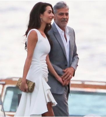 Джордж Клуни и Амал на път за Гранд Хотел Тремецо на езерото Комо.