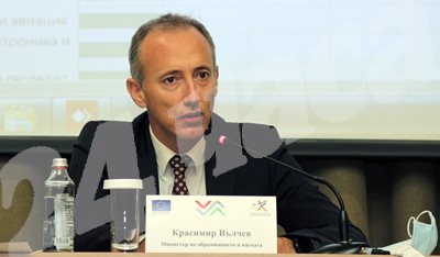 The Minister of Education Krassimir Valchev PHOTO: 24 hours