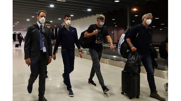 Новак Джокович напусна Австралия, след като визата му бе анулирана отново. Снимка: Ройтерс