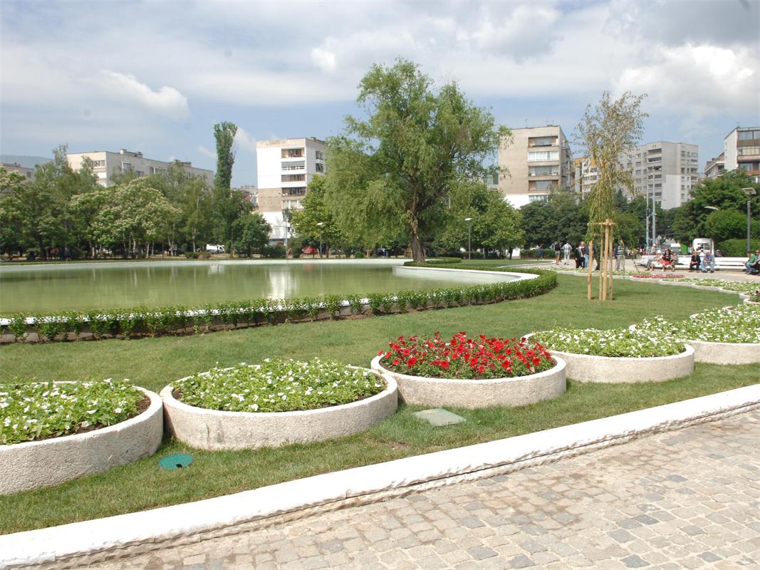 Обявиха конкурс за нов пешеходен мост в Южния парк в София