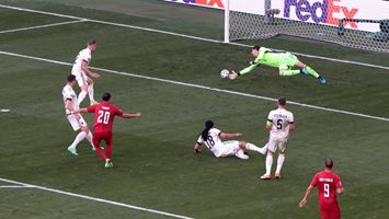 Белгия обърна 2:1 Дания, аплодисменти за Ериксен в 10-ата мин