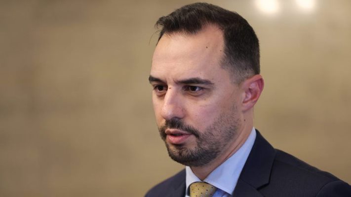 Ексминистър Богданов: Ще водя листи на ПП-ДБ на изборите