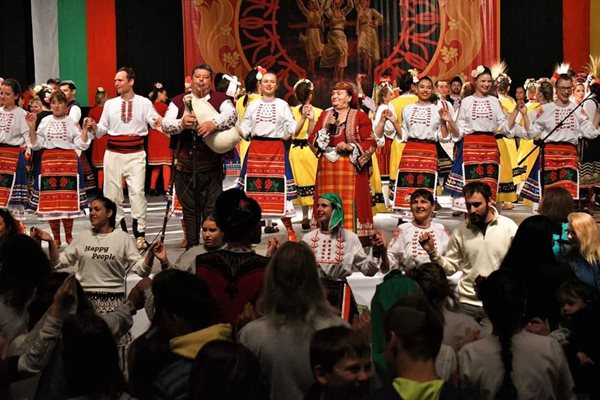 Преди Нова година Валя Балканска имаше концерт във Валядолид, Испания.