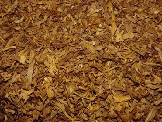 Откритото количество тютюн общо е около 100 кг.