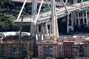 Италия възстановява срутилия се мост в Генуа - добра новина по време на карантината