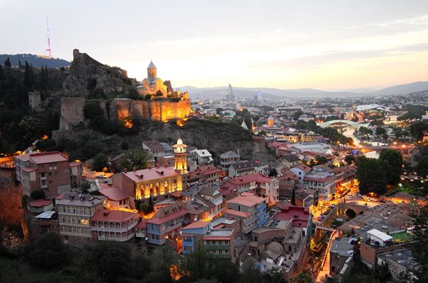 Тбилиси е град с вековни културни пластове и свой неповторим темперамент