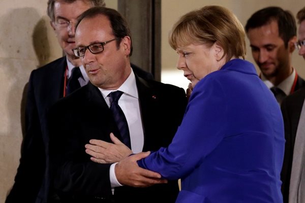 Франсоа Оланд и Ангела Меркел Снимка: Ройтерс