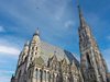 Свалиха с носилка и въжета припаднал турист от кулата на "Свети Стефан" във Виена