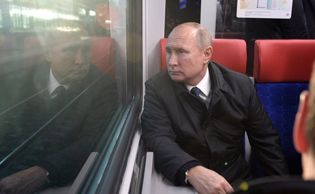 През 2015 г. за Путин са направени специални вагони с нови комуникационни системи, в които само той се вози.