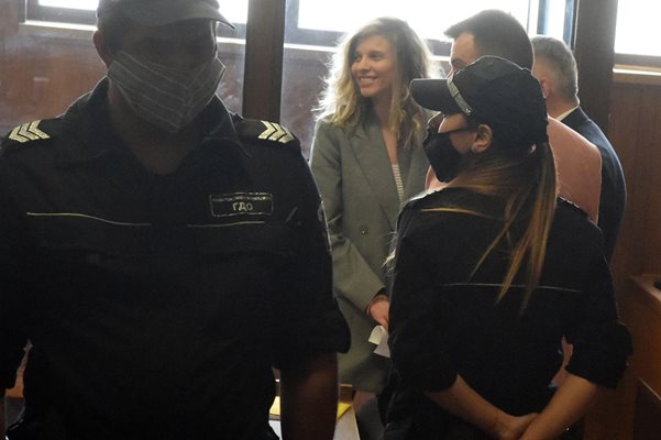 Лиляна Боянова бе върната отново в ареста след решение на апелативния спецсъд