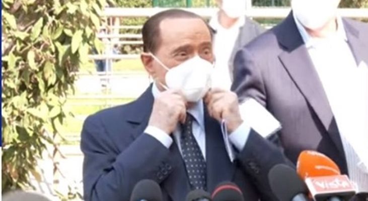 СНИМКА: Инстаграма на Берлускони
