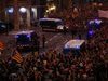 Поне 700 000 души протестират срещу полицейското насилие в Барселона
