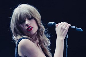 Тейлър Суифт оглави класацията на "Билборд" за сингли с "Anti-Hero" за пети път