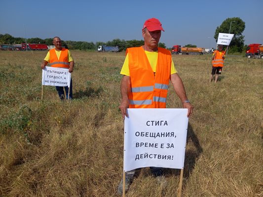 Георги Колев и притеснен за бъдещето си.