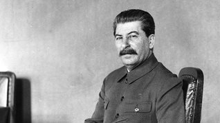 1926 г.: Сталин се среща за първи път с Коларов и Димитров, “набива им канчетата...”