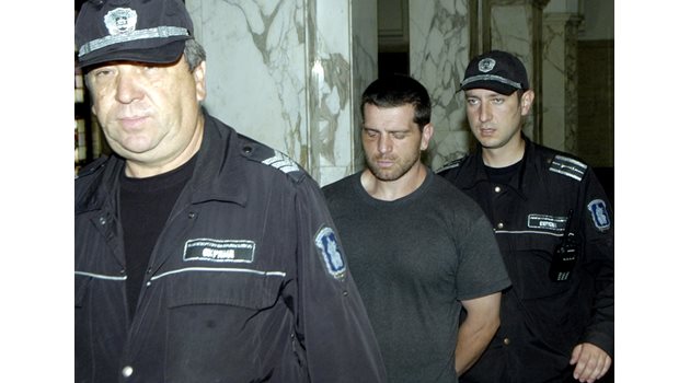 Димитър Иванчев-Шошора ще лежи 20,5 г. в затвора.