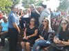 Роднини на жертвите от атентата в Бургас: Преживяваме станалото всеки Божи ден (Видео)