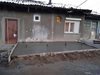Семейство осъмна с автобусна спирка пред дома си във Велико Търново (Снимки)