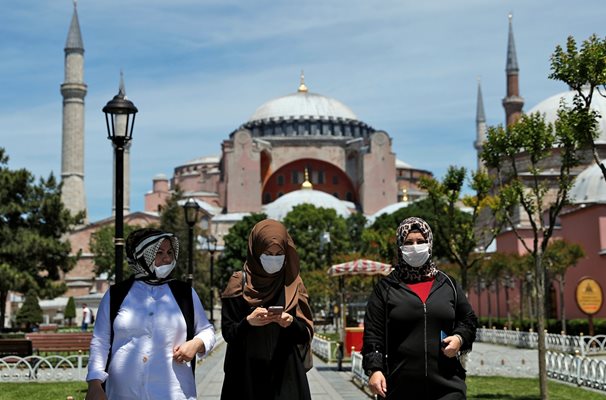 Хиляда четиристотин петдесет и девет нови случаи на зараза с коронавируса в Турция са регистрирани на 13 юни. СНИМКА: РОЙТЕРС