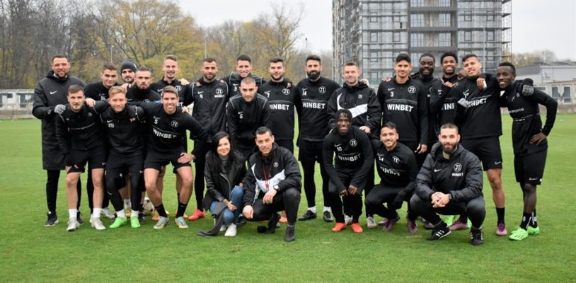"Локомотив" (Пд) ще играе контроли със силни съперници по време на лагера си в Турция.