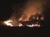 Срамно безхаберие - нивите край "Хемус" горят, пожарните повече от колите