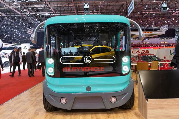 Прототипът на българския товарен електромобил L City, който ще се сглобява в Германия, вече бе показан на Женевския международен автосалон.

СНИМКА: “24 ЧАСА”