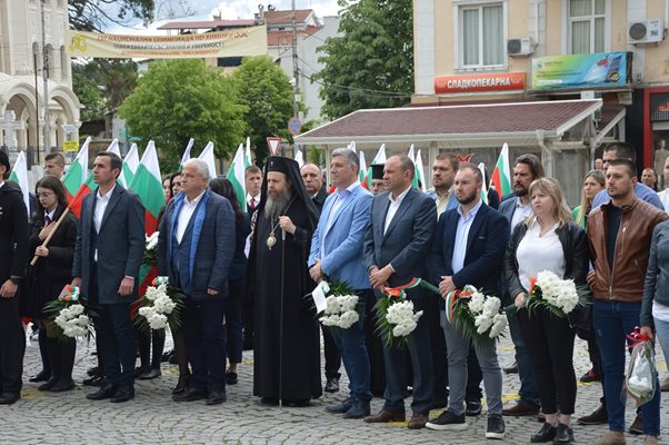 121 години от гибелта на патрона на града отбеляза днес обществеността на Гоце Делчев.