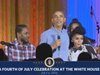 Обама изпя "Честит рожден ден!" на дъщеря си в Белия дом (Видео)