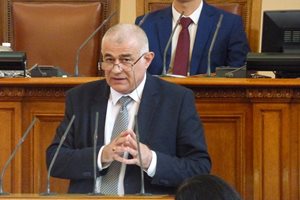 Гьоков: По-добре е да има политически кабинет, засега мълчи за президентското вето