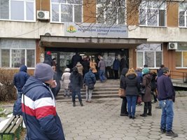 Рекорд! 1300 ваксинираха в Пловдив за ден