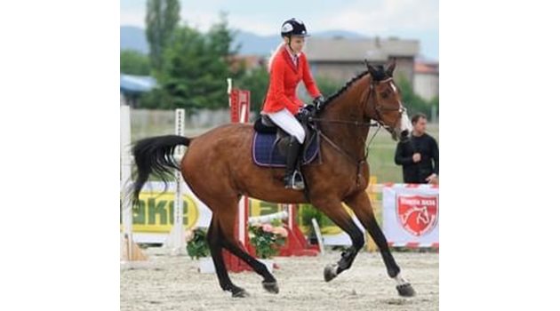 Екатерина Велчева е известна конна състезателка
