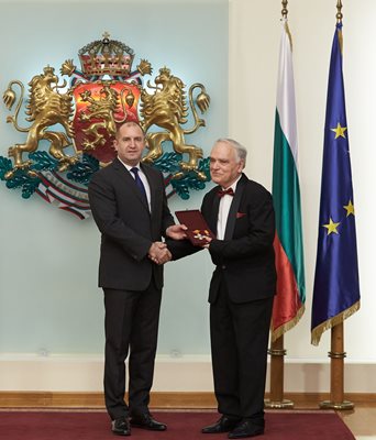 Президентът и акад. Минчо Хаджийски