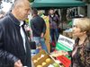 26 производители предлагат качествени храни на фермерски пазар в Благоевград
